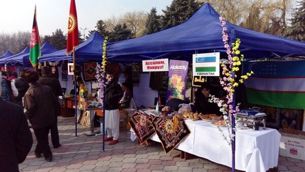 Благотворительная ярмарка в Бишкеке - Sputnik Узбекистан