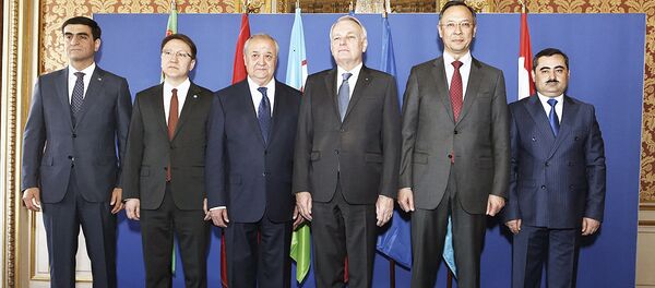 Встреча руководителей МИД центральноазиатских стран и Франции - Sputnik Узбекистан