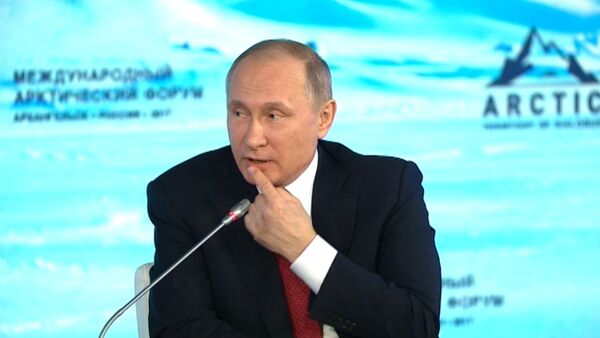 Путин ответил о вмешательстве РФ в выборы в США - Sputnik Узбекистан