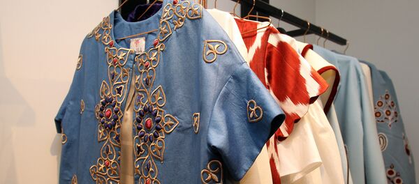 Открытие узбекского шоу-рума Moel Bosh в Риге Открытие узбекского шоу-рума Moel Bosh в Риге - Sputnik Узбекистан