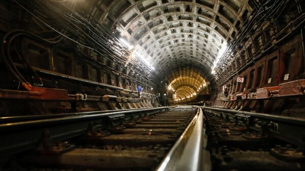 Texnologicheskie raboti v metro Sankt-Peterburga - Sputnik O‘zbekiston