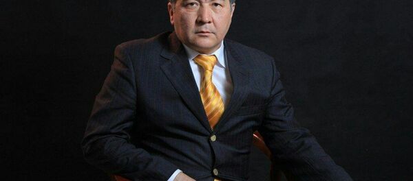 Men kirish joyida sariq koylakdagi qoramagiz ayolni sikdim (video)