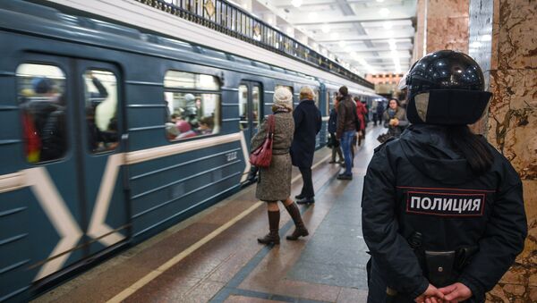 V moskovskom metro usilili meri bezopasnosti - Sputnik O‘zbekiston