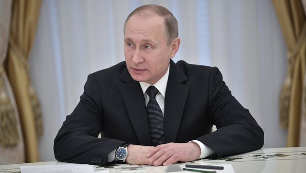 Prezident RF V. Putin vstretilsya s uchastnikami soveshaniya glav spesslujb SNG - Sputnik O‘zbekiston