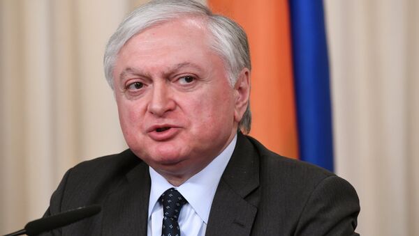 Министр иностранных дел Армении Эдвард Налбандян - Sputnik Узбекистан