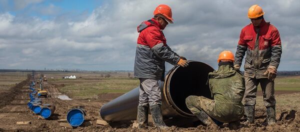 Строительство магистрального газопровода Бухарский газоносный район — Ташкент — Бишкек — Алматы - Sputnik Узбекистан