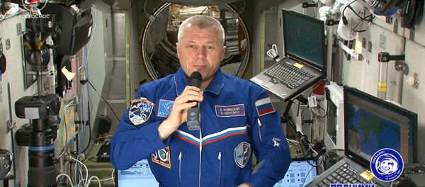 СПУТНИК_Видеопоздравление с Днем космонавтики с борта МКС - Sputnik Узбекистан