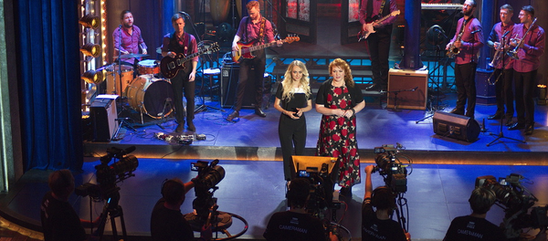 На съемках популярного шоу Однажды в России На съемках популярного шоу Однажды в России - Sputnik Узбекистан