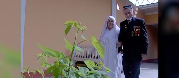 Ветеранларга GM Uzbekistan автомобиллари навбатсиз сотилади Ветеранларга GM Uzbekistan автомобиллари навбатсиз сотилади - Sputnik Ўзбекистон