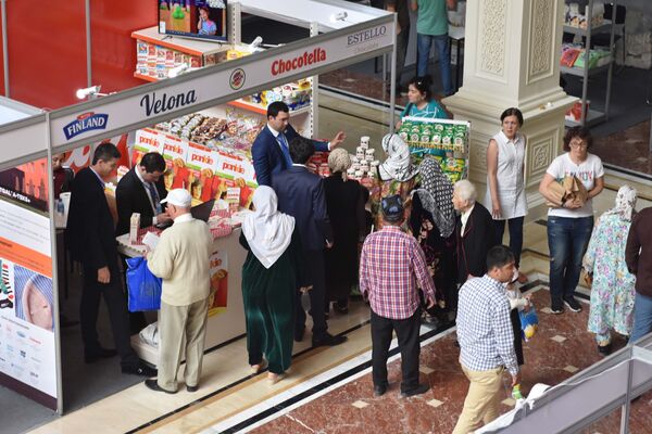 Выставка ярмарка продукции промышленных товаров Республики Узбекистан 2017 Выставка ярмарка продукции промышленных товаров Республики Узбекистан 2017 - Sputnik Ўзбекистон