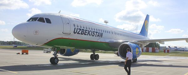 Samolet uzbekskix avialiniy - Sputnik O‘zbekiston