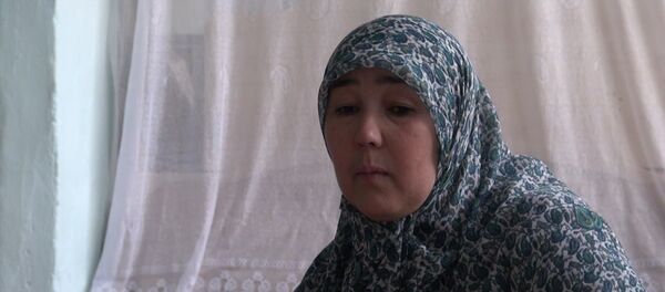 СПУТНИК_Мать подозреваемых в организации терактов в Петербурге Азимовых не верит в виновность детей СПУТНИК_Мать подозреваемых в организации терактов в Петербурге Азимовых не верит в виновность детей - Sputnik Ўзбекистон