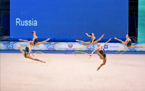 В соревнованиях принимают участие гимнастки из 19 стран мира - Sputnik Узбекистан