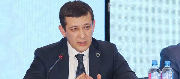 Ўзбекистон Марказий Банки раиси ўринбосари Шоҳруҳ Шоаҳмедов Ўзбекистон Марказий Банки раиси ўринбосари Шоҳруҳ Шоаҳмедов - Sputnik Ўзбекистон