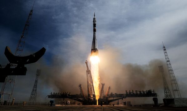 Пуск ракеты-носителя Союз-ФГ - Sputnik Узбекистан