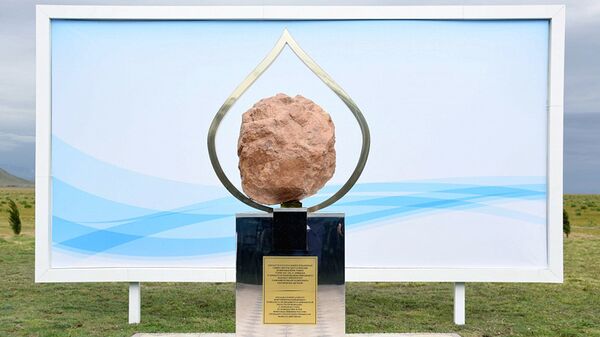 Церемония закладки первого камня современного НПЗ в Джизакской области - Sputnik Узбекистан