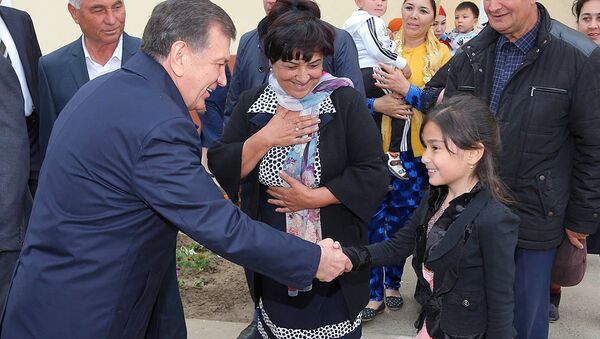 Шавкат Мирзиёев встретился с жителями Джизакской области - Sputnik Ўзбекистон