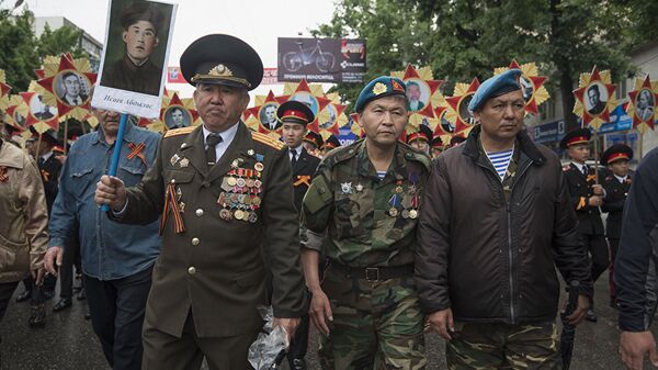 Besmertniy polk v Bishkeke - Sputnik O‘zbekiston
