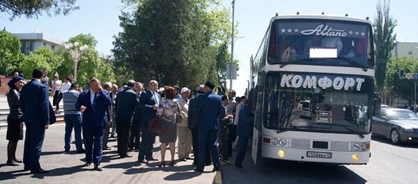 Из Южно-Казахстанской области в Республику Узбекистан выехал Караван дружбы Из Южно-Казахстанской области в Республику Узбекистан выехал Караван дружбы - Sputnik Узбекистан