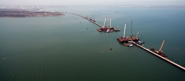 Строительство Крымского моста Строительство Крымского моста - Sputnik Узбекистан