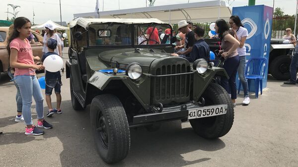 Выставка ретро-автомобилей в Ташкенте Выставка ретро-автомобилей в Ташкенте - Sputnik Узбекистан