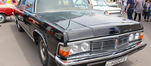 Toshkentda bo‘lib o‘tgan retro-avtomobillar ko‘rgazmasi, Chayka avtomobili - Sputnik O‘zbekiston