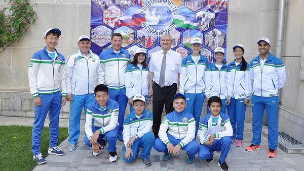 В Ташкенте прошла встреча с участниками III Всемирных игр юных соотечественников - Sputnik Узбекистан
