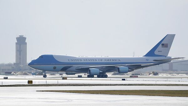 Самолет Boeing-747 президента США Дональда Трампа (Air Force One) - Sputnik Узбекистан