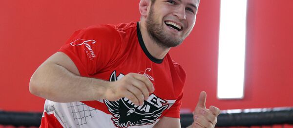 Тренировка бойца Хабиба Нурмагомедова Тренировка бойца Хабиба Нурмагомедова - Sputnik Ўзбекистон