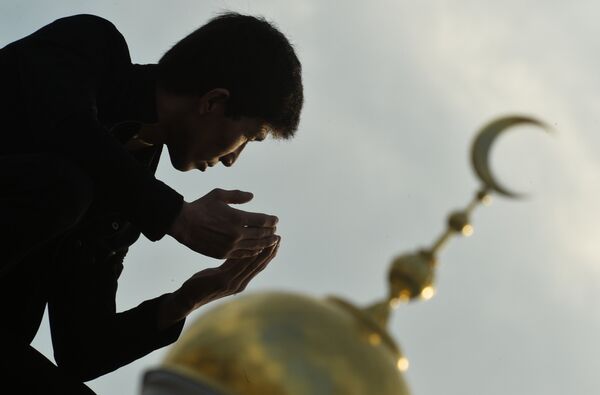 Праздник Курбан-Байрам в Московской Соборной мечети - Sputnik Узбекистан