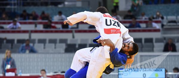 Ливанец Наджиф Элиас против узбекского дзюдоиста Давронбека Сатторова - Sputnik Узбекистан