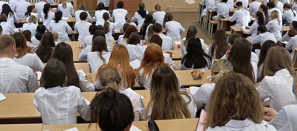 Тиббиёт талабалари Тиббиёт талабалари - Sputnik Ўзбекистон