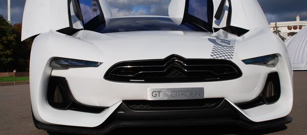Выставка Citroen Creative Tour в Москве Выставка Citroen Creative Tour в Москве - Sputnik Ўзбекистон