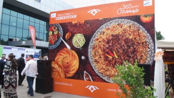 Повар приготовил 25 блюд в одном тандыре - Sputnik Узбекистан