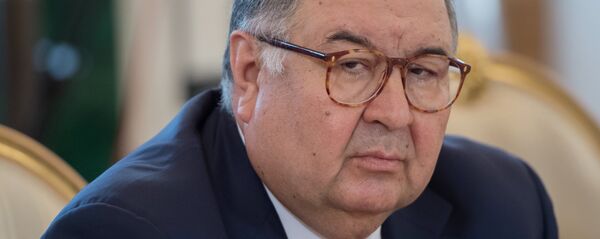 Основатель USM Holdings Алишер Усманов Основатель USM Holdings Алишер Усманов - Sputnik Ўзбекистон