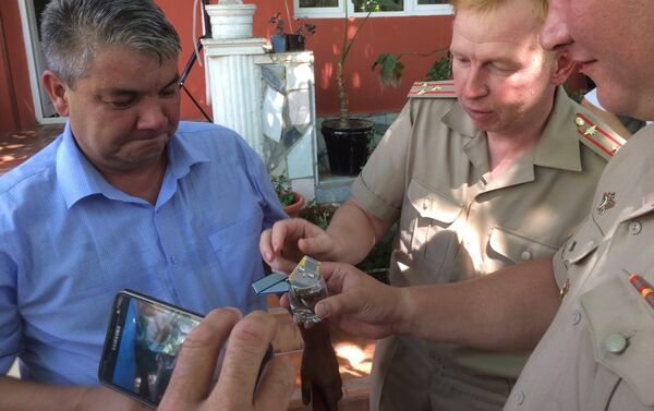 Ритуал обмывания боевых наград ветеранами афганской войны - Sputnik Узбекистан