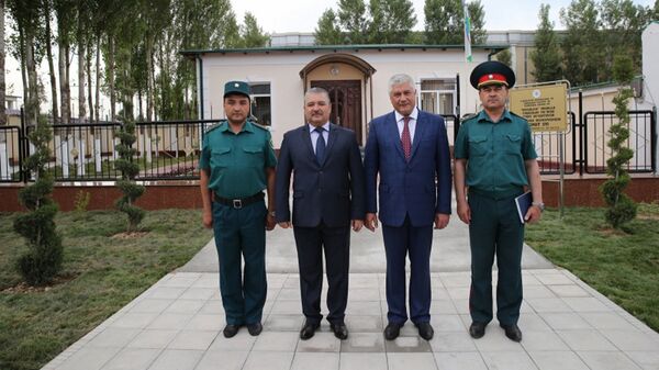 В Самарканде Владимир Колокольцев посетил опорный пункт органов внутренних дел Республики Узбекистан - Sputnik Узбекистан