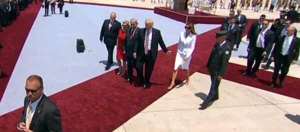 Спутник_ Дональд и Меланья Трамп Спутник_ Дональд и Меланья Трамп - Sputnik Ўзбекистон