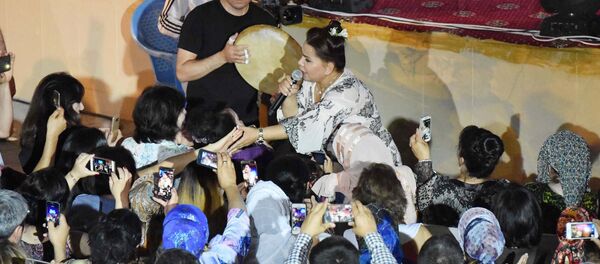 Концерт Юлдуз Усмановой в амфитеатре Концерт Юлдуз Усмановой в амфитеатре - Sputnik Узбекистан