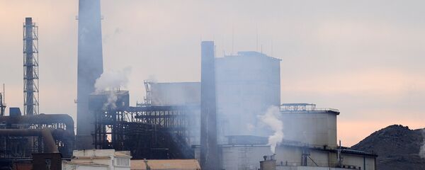 Загрязнение производством окружающей среды - Sputnik Узбекистан