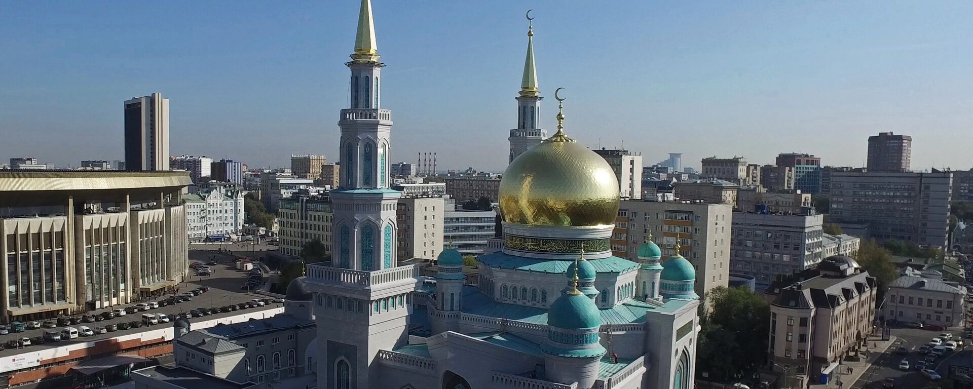 Московская соборная мечеть открылась после реконструкции - Sputnik Узбекистан, 1920, 12.07.2021