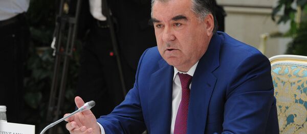 Тожикистон Республикаси президенти Эмомали Раҳмон Тожикистон Республикаси президенти Эмомали Раҳмон - Sputnik Ўзбекистон