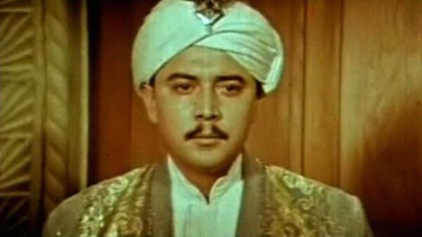 Ульмас Алиходжаев в роли Отабека в кинофильме Минувшие дни (1969) - Sputnik Узбекистан
