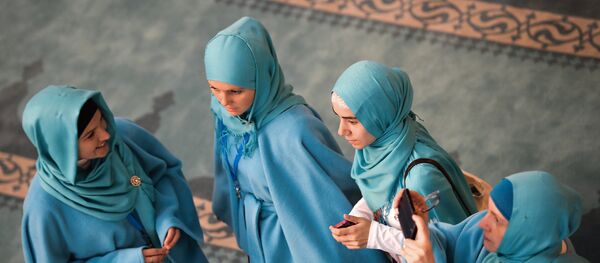 Женщины в хиджабах Женщины в хиджабах - Sputnik Узбекистан
