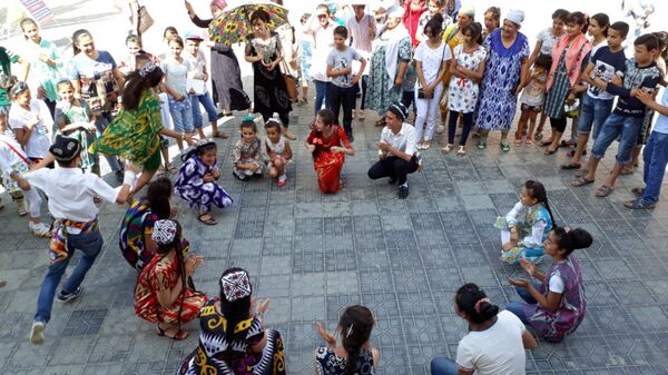 Фестиваль Шелк и специи в Бухаре Фестиваль Шелк и специи в Бухаре - Sputnik Узбекистан