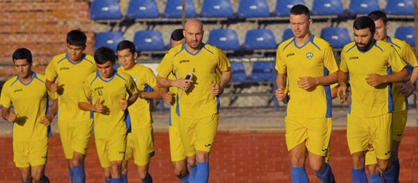 Сборная Узбекистана по футболу готовится к матчам с Таиландом и Ираном - Sputnik Ўзбекистон