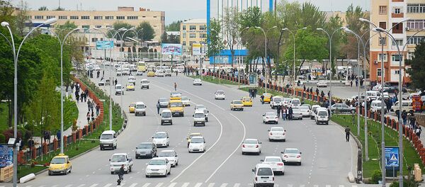 Дорожное движение в Андижане - Sputnik Узбекистан