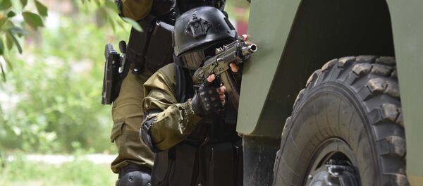 Во время международных учений Душанбе-Антитеррор-2017 Во время международных учений Душанбе-Антитеррор-2017 - Sputnik Узбекистан