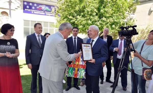 Всемирный конгресс татар в РЦНК в Ташкенте - Sputnik Узбекистан