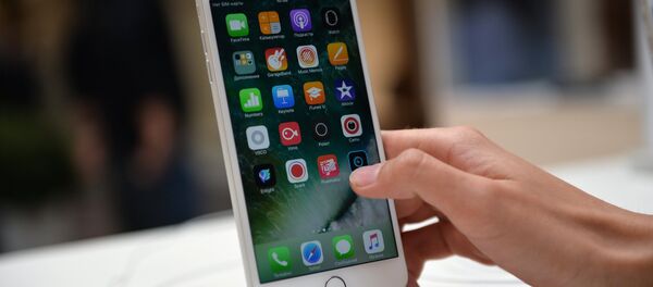 Старт продаж iPhone 7 и iPhone 7 Plus Старт продаж iPhone 7 и iPhone 7 Plus - Sputnik Ўзбекистон